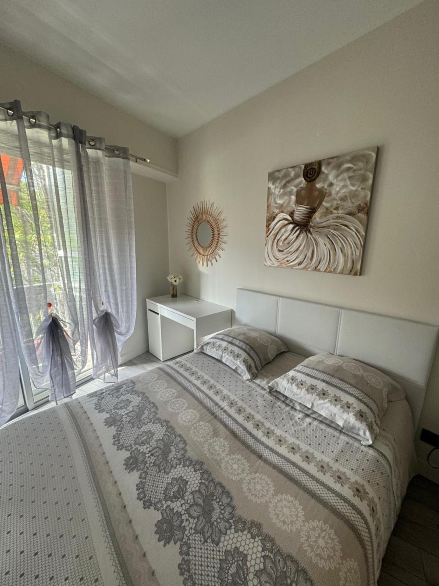 Gorgeous 2 Bedrooms Holiday Apartement Νίκαια Εξωτερικό φωτογραφία