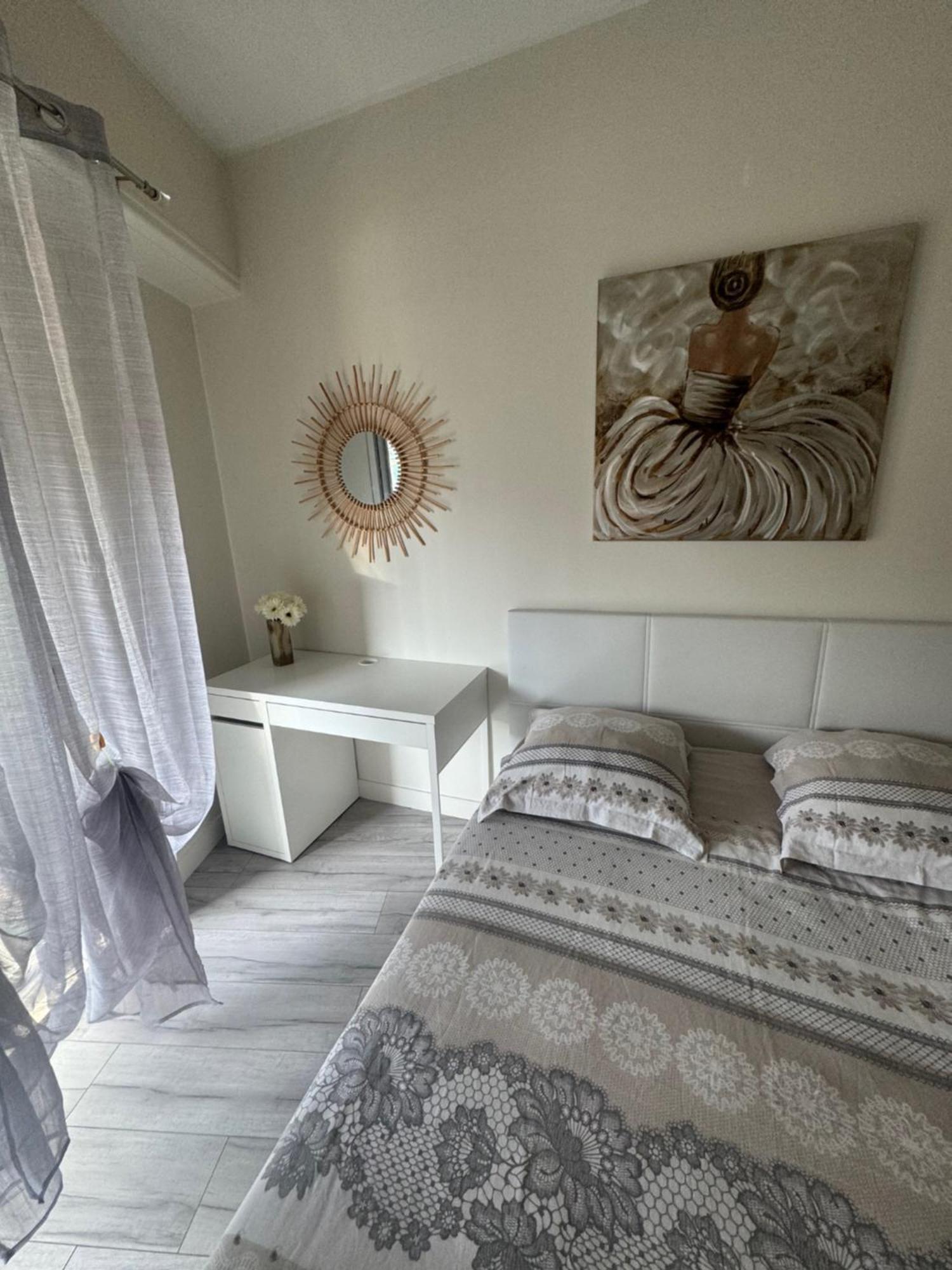 Gorgeous 2 Bedrooms Holiday Apartement Νίκαια Εξωτερικό φωτογραφία