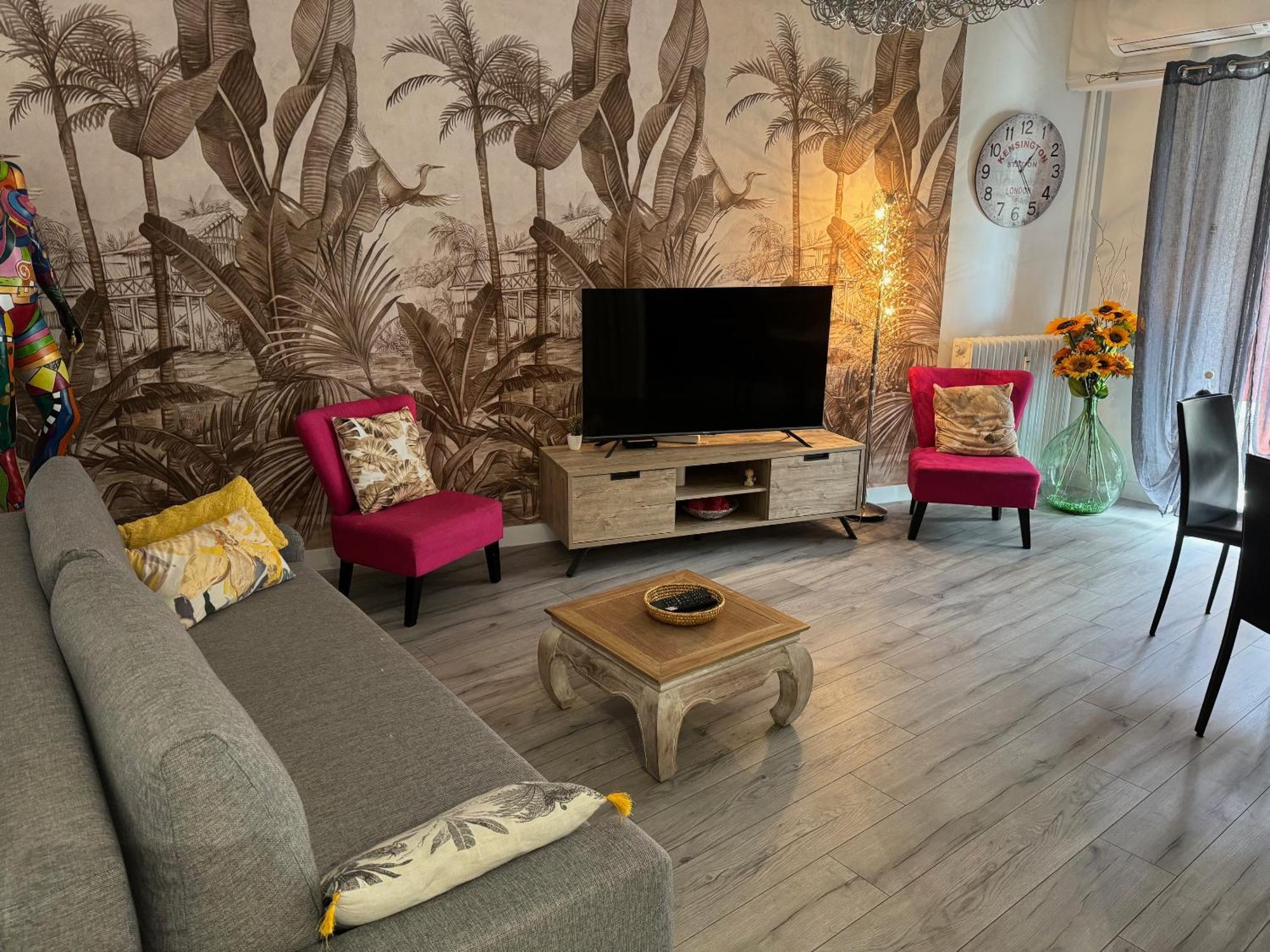 Gorgeous 2 Bedrooms Holiday Apartement Νίκαια Εξωτερικό φωτογραφία