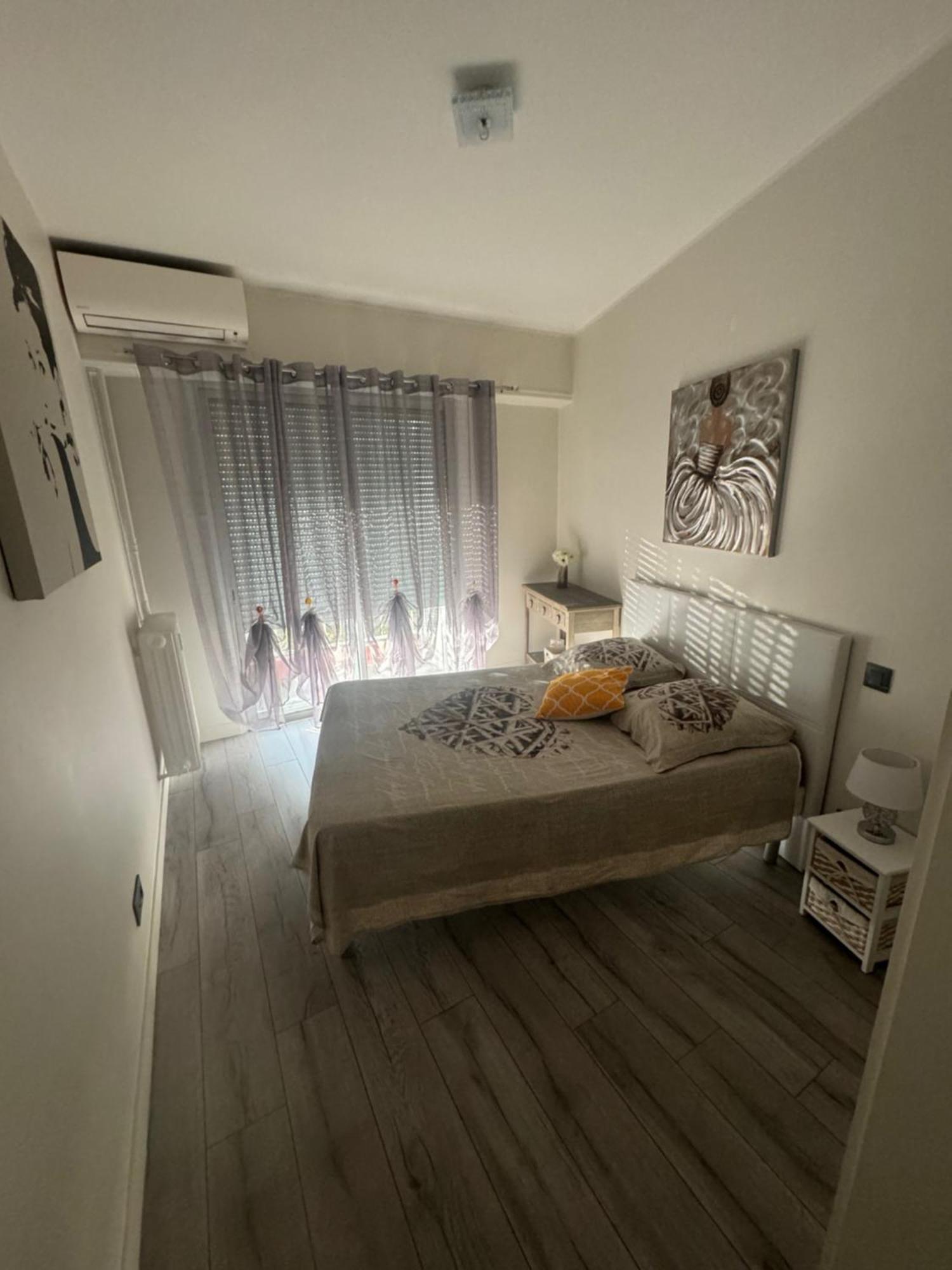 Gorgeous 2 Bedrooms Holiday Apartement Νίκαια Εξωτερικό φωτογραφία